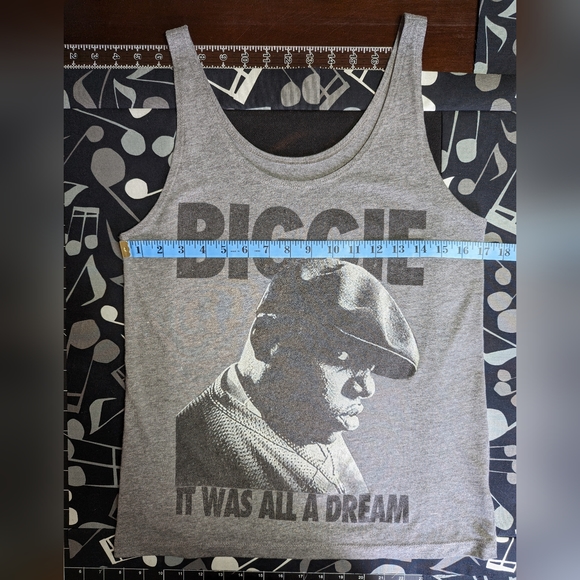 Biggie Tank Top 💭 - Picture 4 of 9